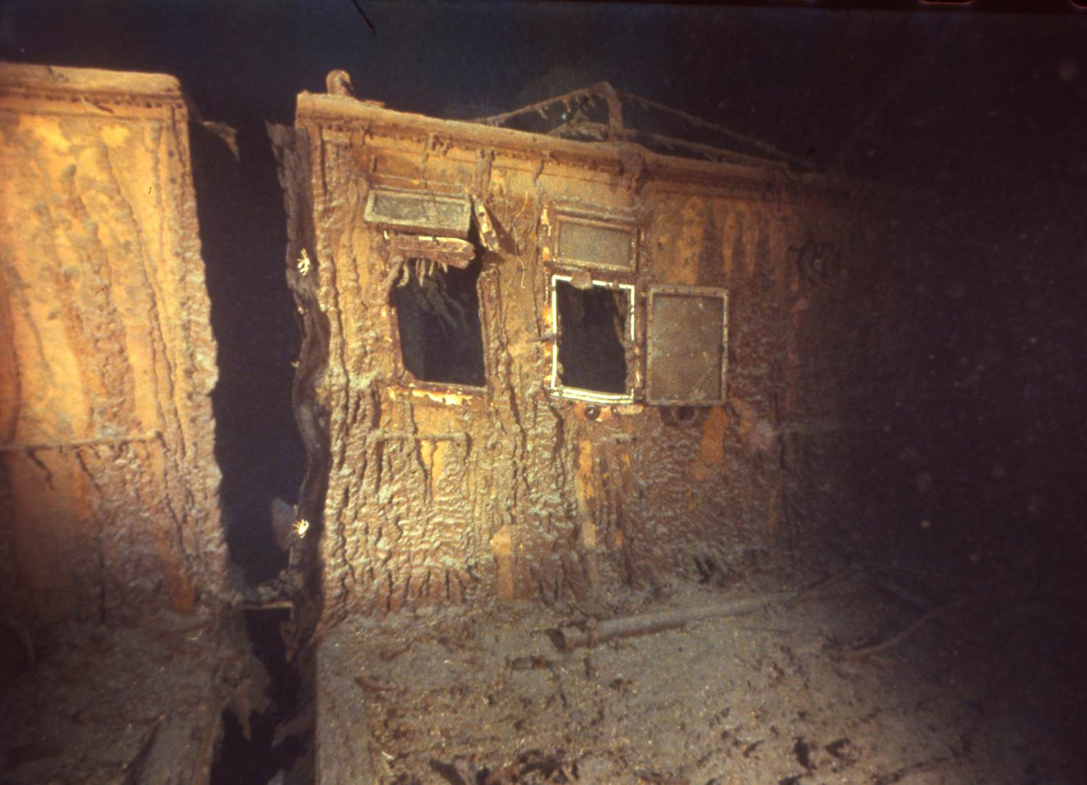 Титаник фото под водой затонувший